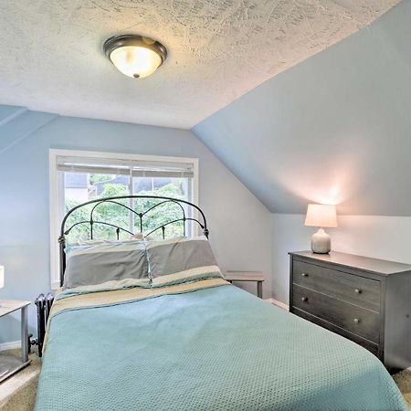 Enchanting Family House With Balcony Less Than 3 Mi To Wvu! Morgantown Eksteriør bilde